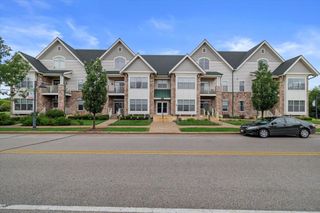 14900 W Wilbur DRIVE #1204, New Berlin, WI 53151