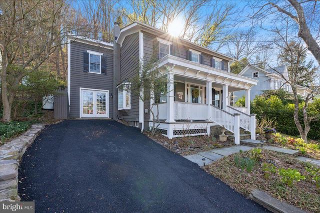 3673 RIVER RD, Lumberville, PA 18933