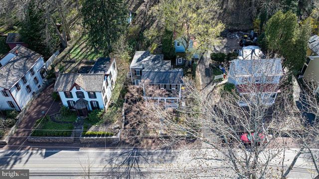3673 RIVER RD, Lumberville, PA 18933