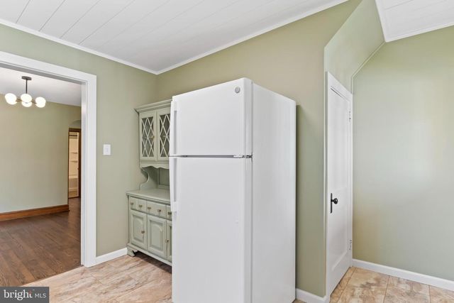 251 E POMFRET ST, Carlisle, PA 17013