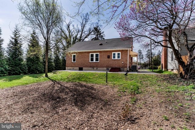 251 E POMFRET ST, Carlisle, PA 17013