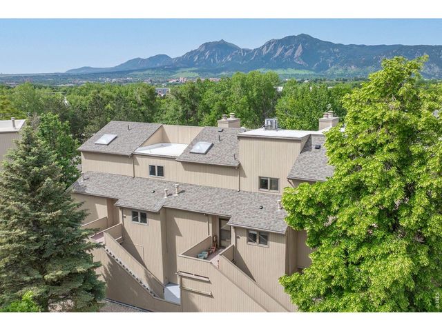 2938 Kalmia Ave 24, Boulder, CO 80301
