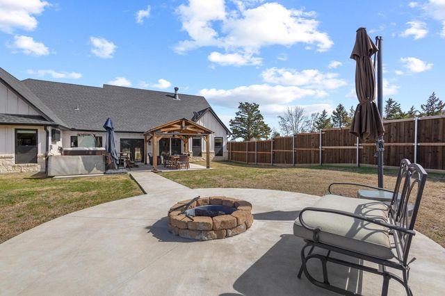 243 Brandon Way, Pottsboro, TX 75076