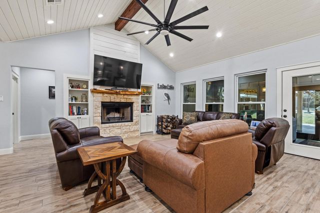 243 Brandon Way, Pottsboro, TX 75076