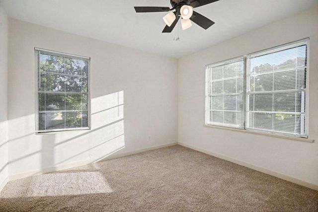 1126 1st Avenue N, Texas City, TX 77590