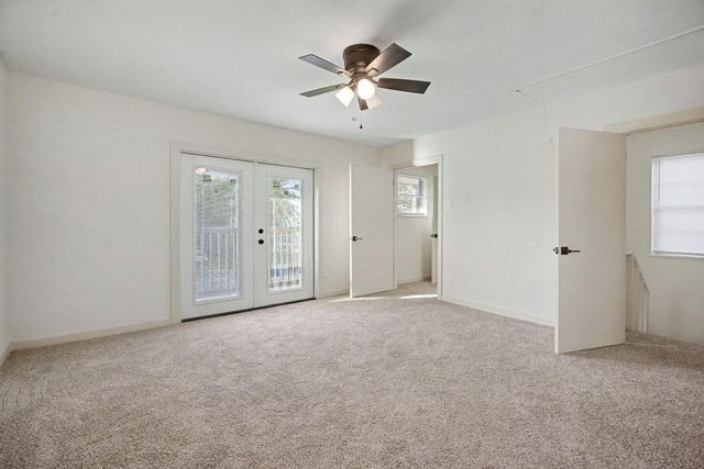 1126 1st Avenue N, Texas City, TX 77590