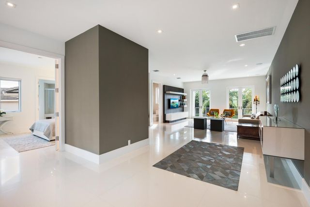 17106 Avenue Le Rivage, Boca Raton, FL 33496