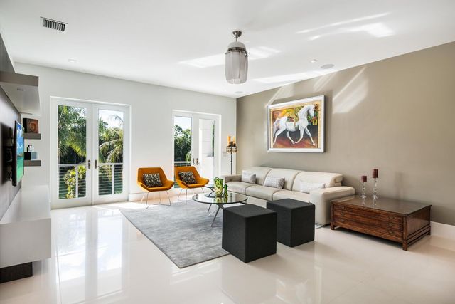 17106 Avenue Le Rivage, Boca Raton, FL 33496