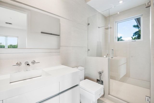 17106 Avenue Le Rivage, Boca Raton, FL 33496