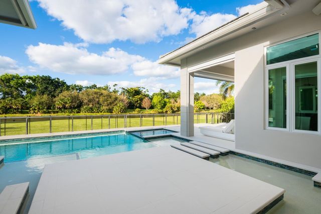 17106 Avenue Le Rivage, Boca Raton, FL 33496