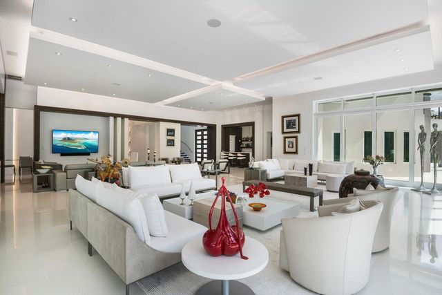 17106 Avenue Le Rivage, Boca Raton, FL 33496