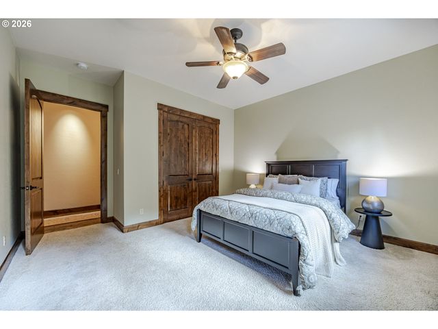 27520 ERICKSON Rd, Eugene, OR 97402