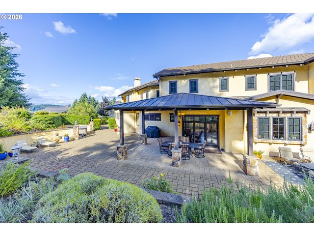 27520 ERICKSON Rd, Eugene, OR 97402