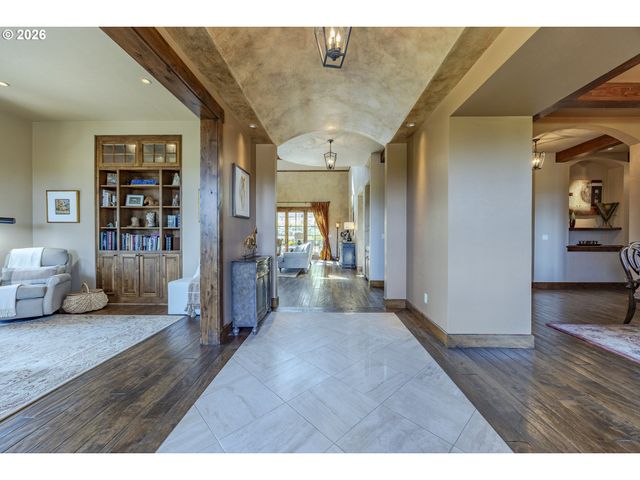 27520 ERICKSON Rd, Eugene, OR 97402