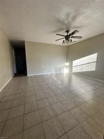 3866 Augustine CIR, Portsmouth, VA 23703