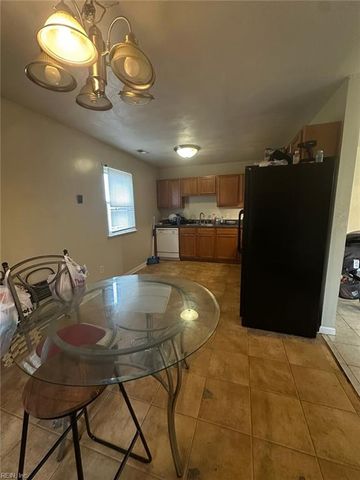 3866 Augustine CIR, Portsmouth, VA 23703