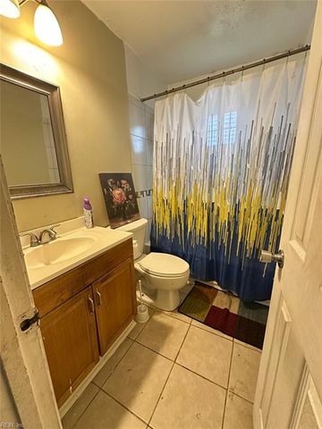 3866 Augustine CIR, Portsmouth, VA 23703