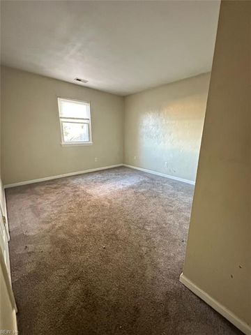 3866 Augustine CIR, Portsmouth, VA 23703