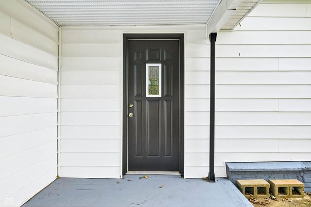 7951 S Nineveh Road, Nineveh, IN 46164