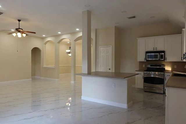 4935 Royal Arbor Lane, Houston, TX 77084