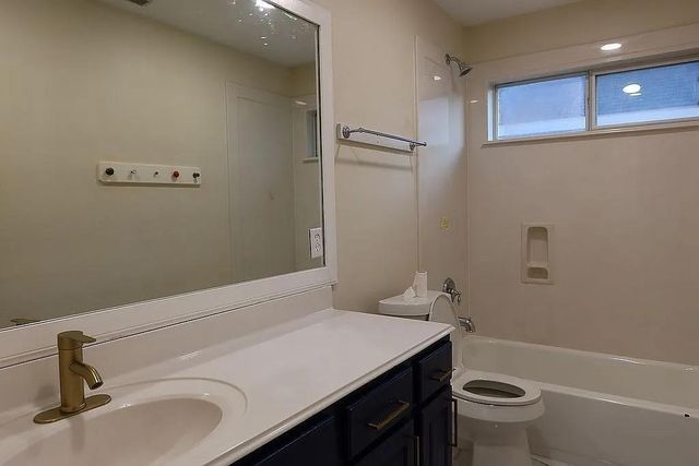 4935 Royal Arbor Lane, Houston, TX 77084