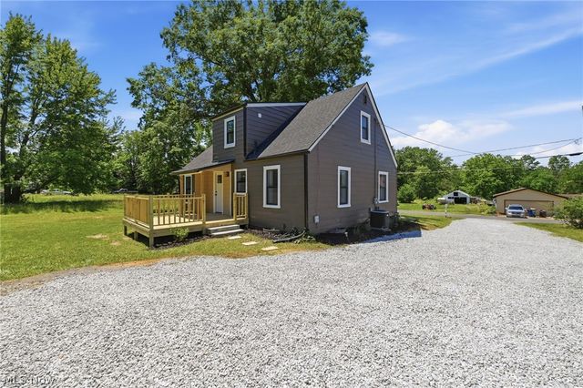 951 Bey Road, Akron, OH 44312