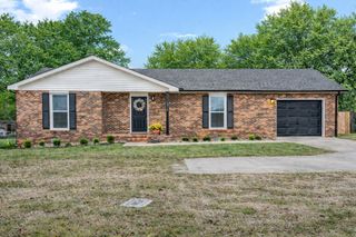1214 Peachers Mill Rd, Clarksville, TN 37042