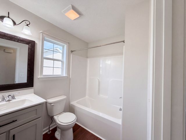 1948 Susan Rd, Columbia, TN 38401