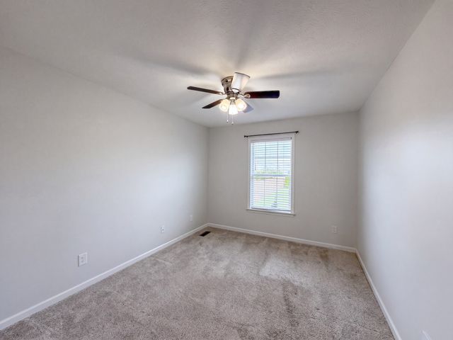 1948 Susan Rd, Columbia, TN 38401