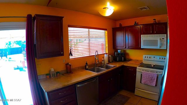 4001 W Treece Way, Tucson, AZ 85742