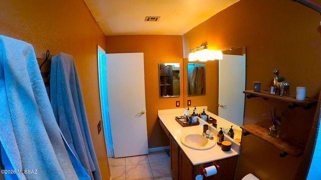 4001 W Treece Way, Tucson, AZ 85742