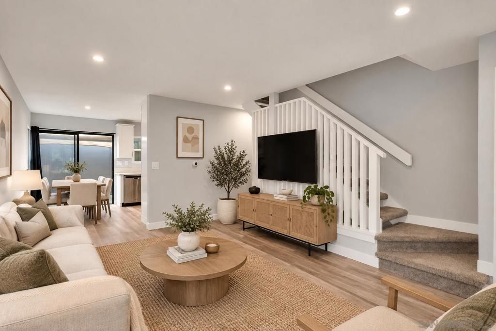1235 River Glen Row 83, San Diego, CA 92111 — exterior