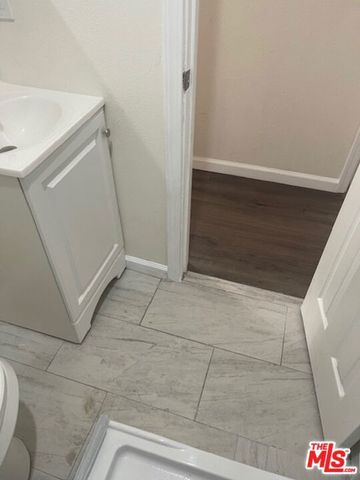 959 E 105th Street, Los Angeles, CA 90002