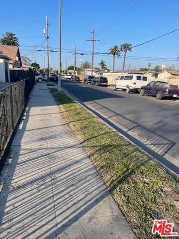 959 E 105th Street, Los Angeles, CA 90002