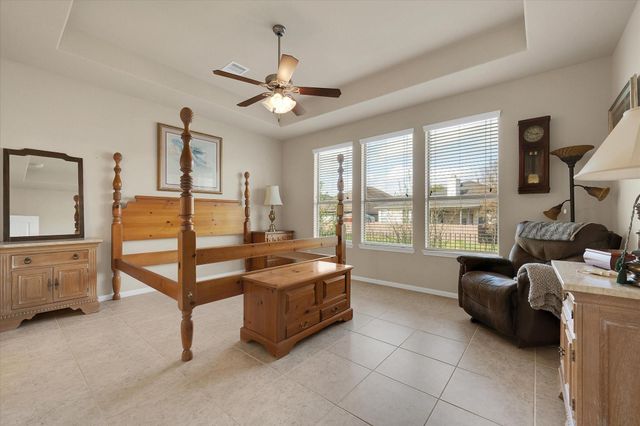 6946 Breezy Point, Willis, TX 77318