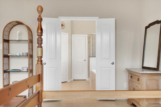 6946 Breezy Point, Willis, TX 77318