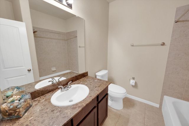 6946 Breezy Point, Willis, TX 77318