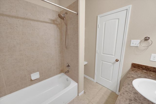 6946 Breezy Point, Willis, TX 77318