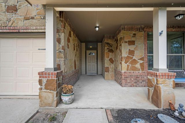 6946 Breezy Point, Willis, TX 77318