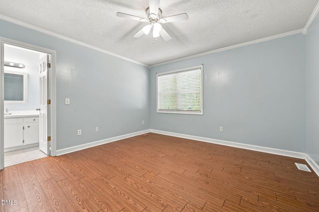 215 Brookfield Circle, Sanford, NC 27330