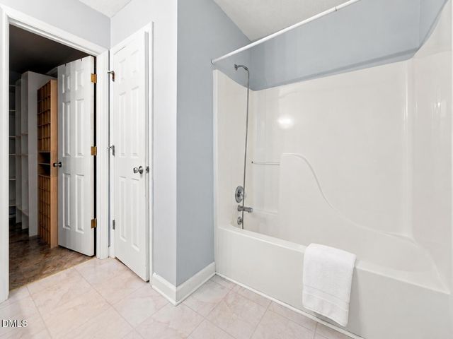 215 Brookfield Circle, Sanford, NC 27330