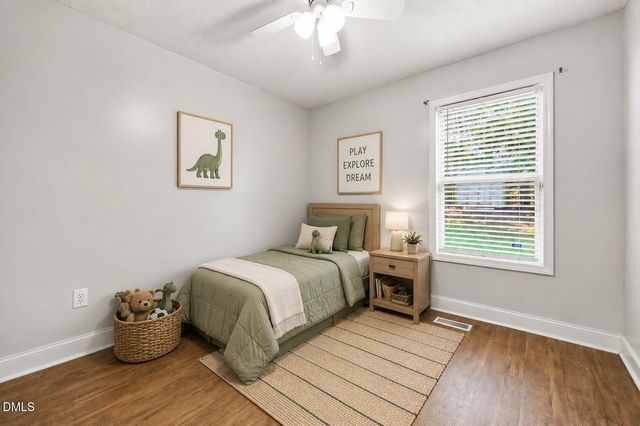 215 Brookfield Circle, Sanford, NC 27330