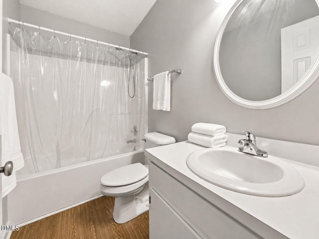 215 Brookfield Circle, Sanford, NC 27330
