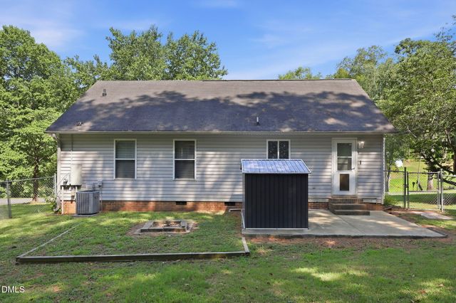 215 Brookfield Circle, Sanford, NC 27330