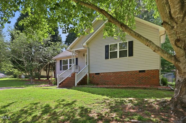 215 Brookfield Circle, Sanford, NC 27330