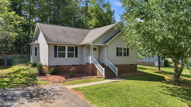 215 Brookfield Circle, Sanford, NC 27330
