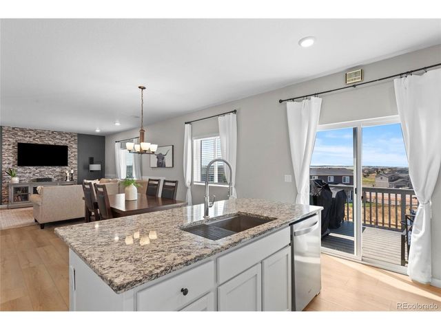 42835 Hawktree Cir, Elizabeth, CO 80107