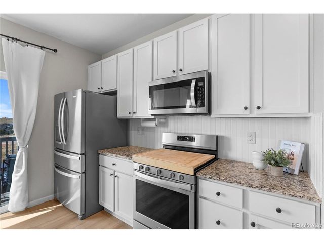 42835 Hawktree Cir, Elizabeth, CO 80107