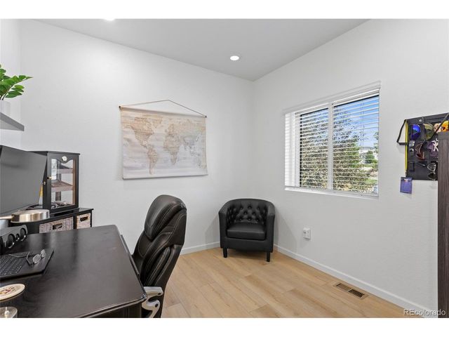 42835 Hawktree Cir, Elizabeth, CO 80107