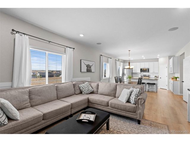 42835 Hawktree Cir, Elizabeth, CO 80107